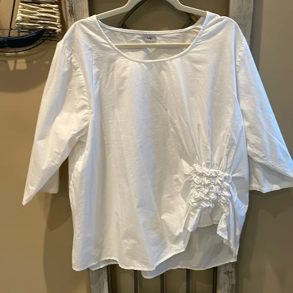 White Top by Tulip - Picture 2 of 7